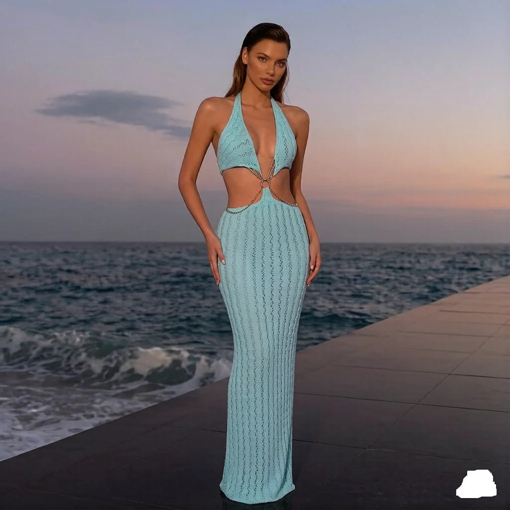 Vestido Longo de Praia em Croché com Recortes