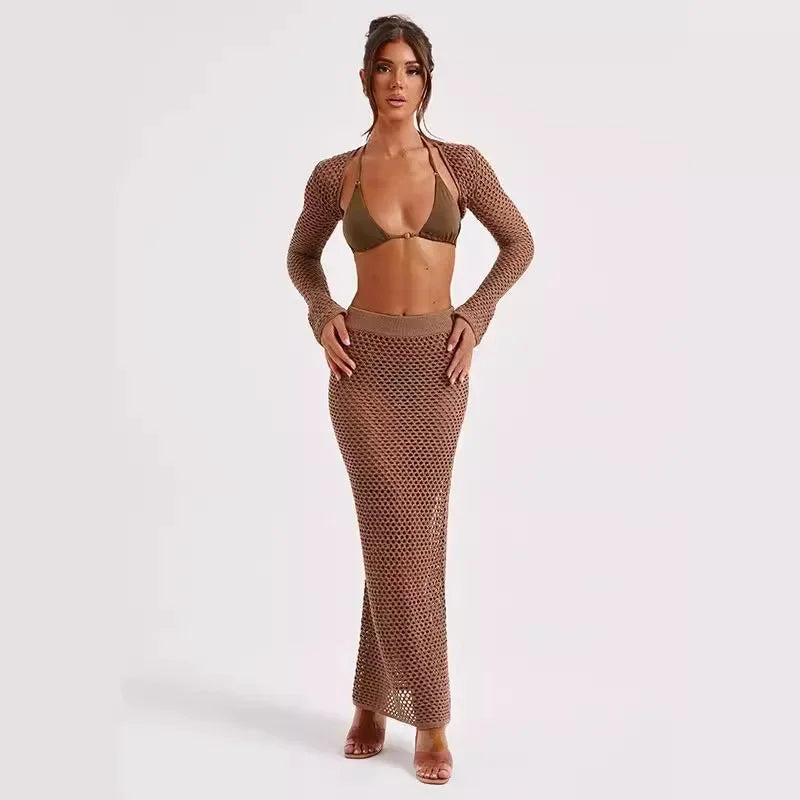 Conjunto de Praia em Rede com Bolero e Saia Longa