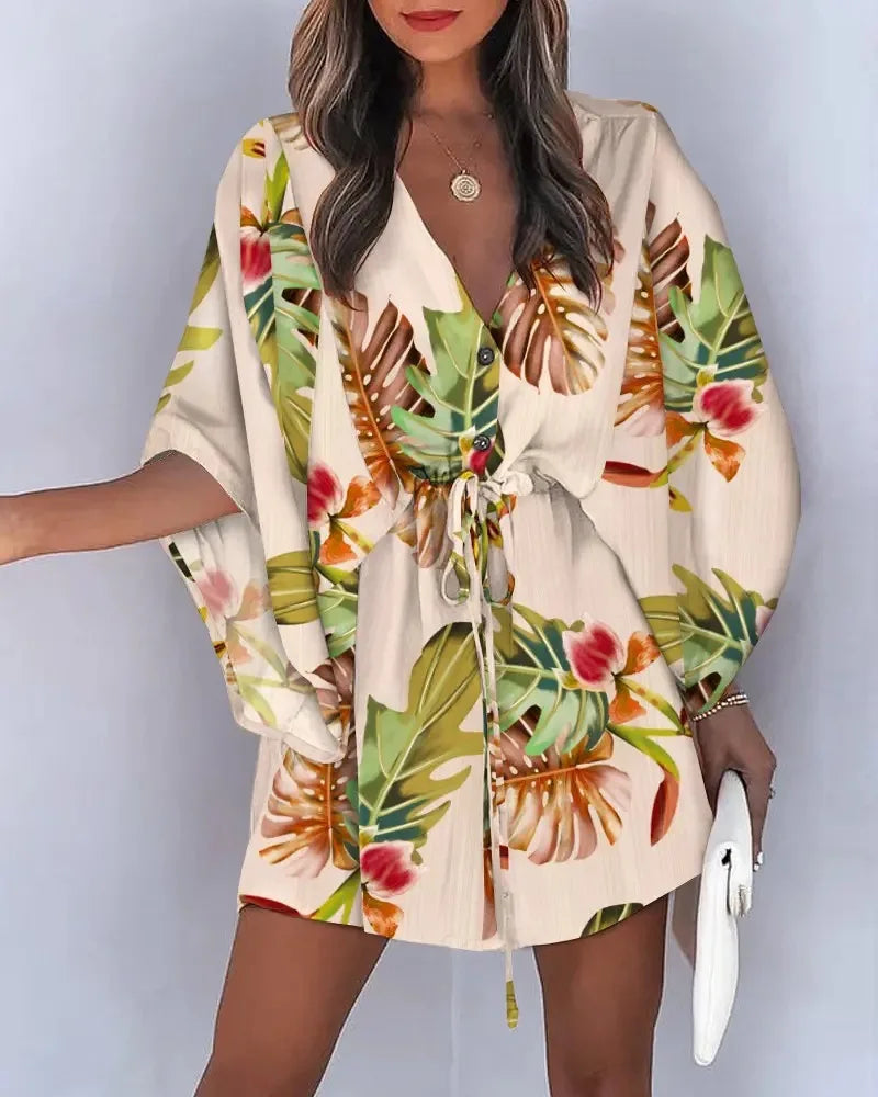 Vestido Curto Serena com Manga Morcego